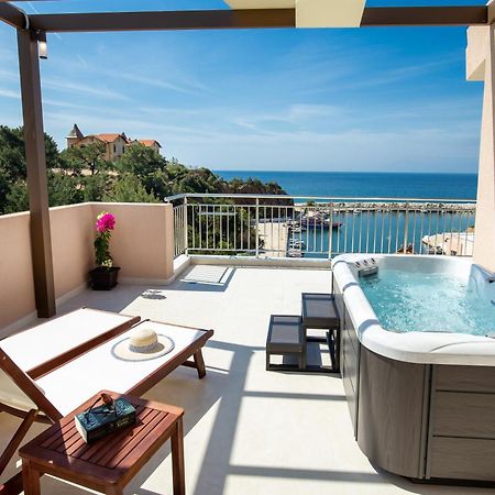 Vela Bianca Suites Лименария Экстерьер фото