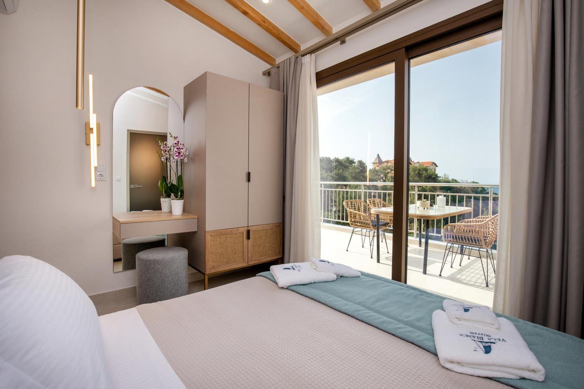 Vela Bianca Suites Лименария Экстерьер фото